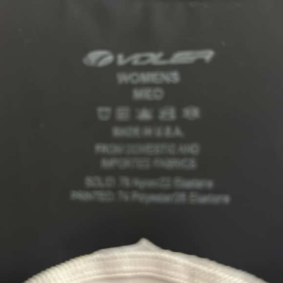 sport tank color black with white front zipper size medium voler - Picture 3 of 7